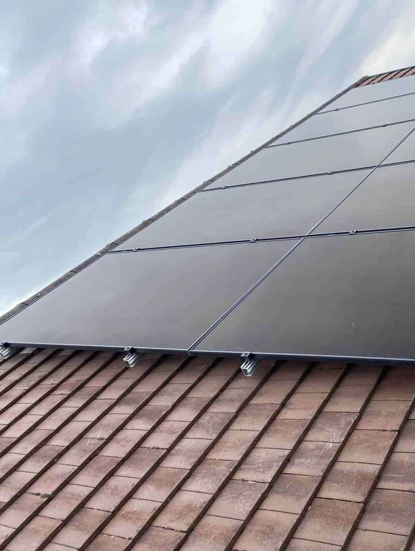 Solar Panel Installations Cheshire 2024 - Solar panel installation featured image