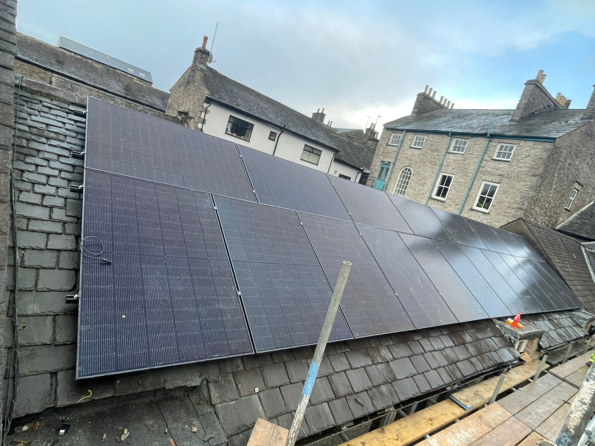 Commercial Solar Installer Kendal: Ye Olde Fleece Inn 33.4kWp Installation - solar panel installation project showing case studies installation by MCS certified installers